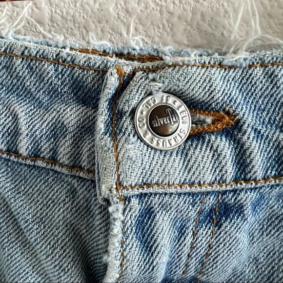 Vintage Levi’s Silvertab Lean Denim Distressed Shorts 13/14 - Picture 8 of 9